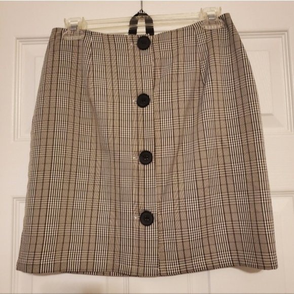 PrettyLittleThing- Skirt - Picture 1 of 4